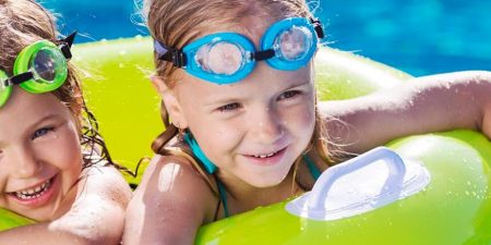 Idées de jeux de piscine pour enfants, ados, adultes