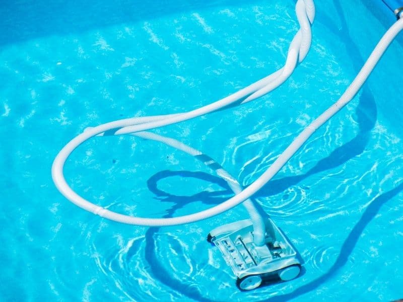 robot hydraulique nettoyage piscine desamorcage pompe