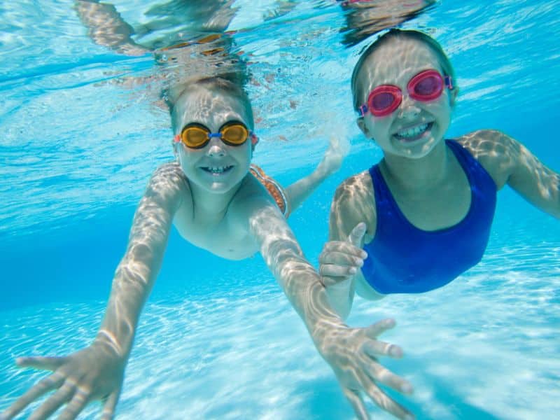 piscine enfants nage filtration