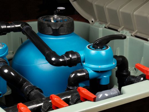 Les étapes à suivre pour nettoyer le filtre d&#039;une piscine