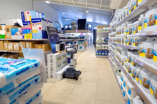 Rayon produits d’entretien et matériel de piscine – Piscines Ibiza Narbonne