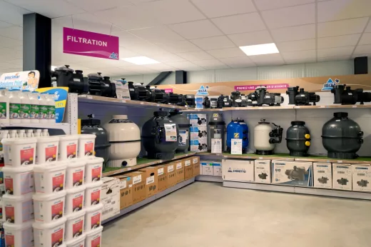 Filtration piscine : pompes et filtres en stock à Manosque