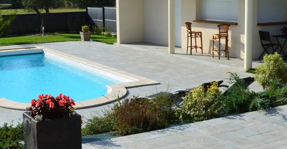 Comment&#x20;bien&#x20;choisir&#x20;sa&#x20;piscine&#x20;&#x00E0;&#x20;coque&#x20;en&#x20;polyester&#x00A0;&#x3F;