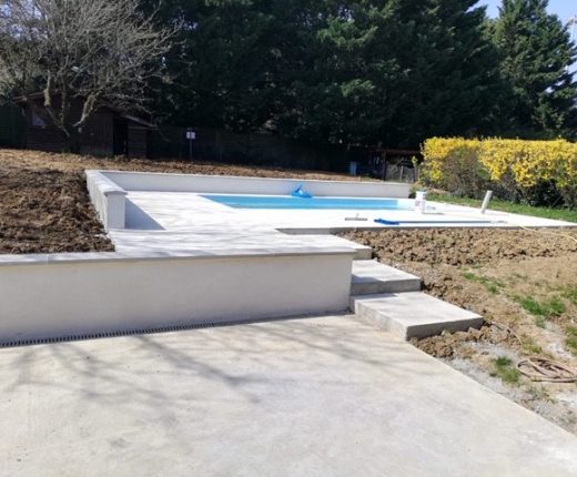 Piscine coque près de Lyon