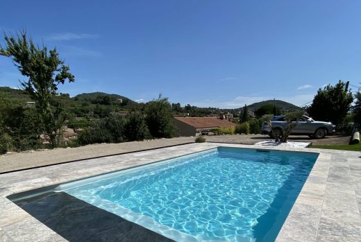 Fabricant français de piscines polyester