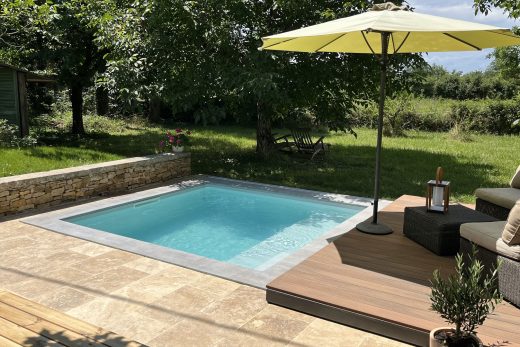 Aquaviva petit bassin carré par Piscines Ibiza