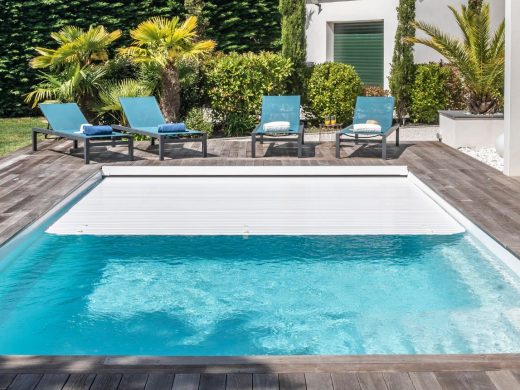 Couverture de piscine enterrée : laquelle choisir ?