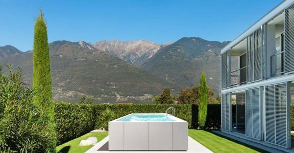 Gazon synthétique – Esthétique naturelle et entretien facile