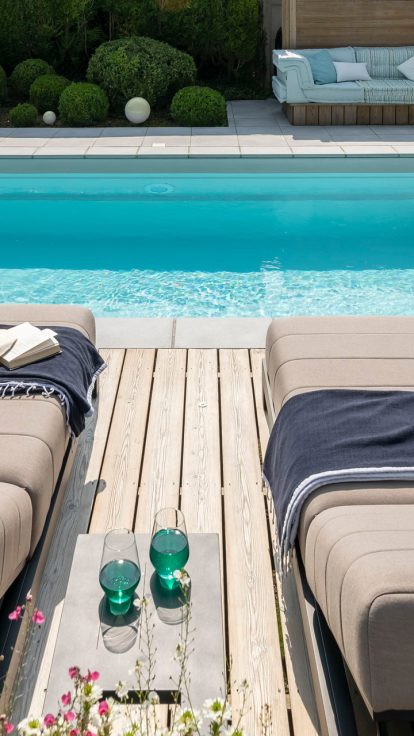 Piscine Coque Polyester Prête à plonger