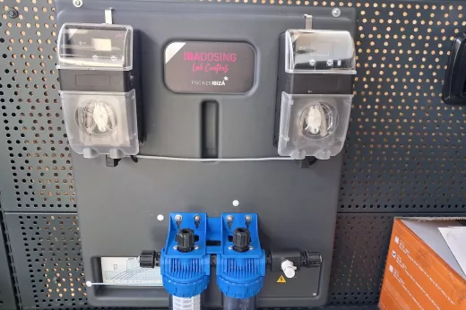 Système de dosage automatique IBADOSING Lab Control - Piscines Ibiza Lempdes