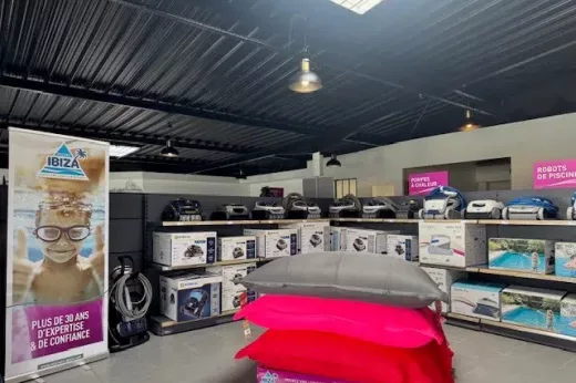 Intérieur magasin piscine - Piscine Ibiza Coignières